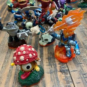 Skylander’s Bundle #2  orange bottoms Giants